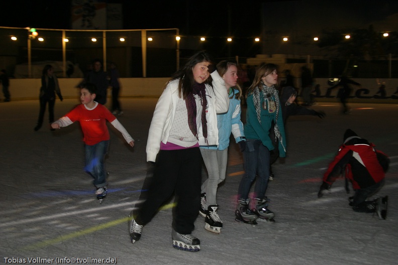 Eisbahn_Lankwitz_20100227-191233_6599.jpg