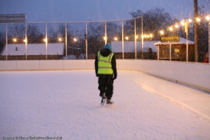 Eisbahn Lankwitz-20120204-18 12 22 5228