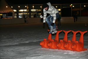 Eisbahn Lankwitz-20120204-22 16 39 5317
