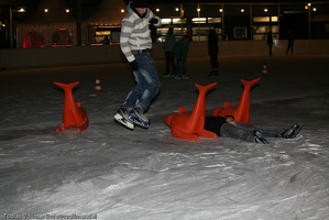 Eisbahn Lankwitz-20120204-22 22 14 5322