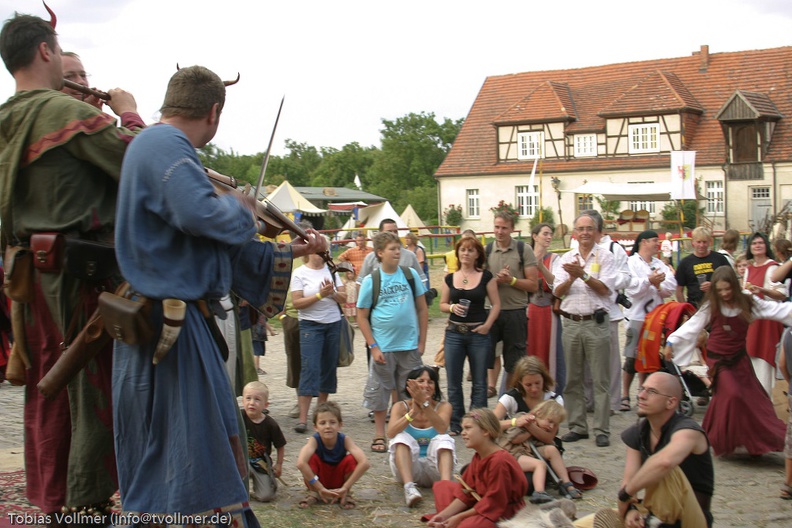 Burgfest Stargard 20090808 190435 7243 - Burgfest_Stargard_20090808_190435_7243.jpg Burgfest_Stargard_20090808_190435_7243.jpg