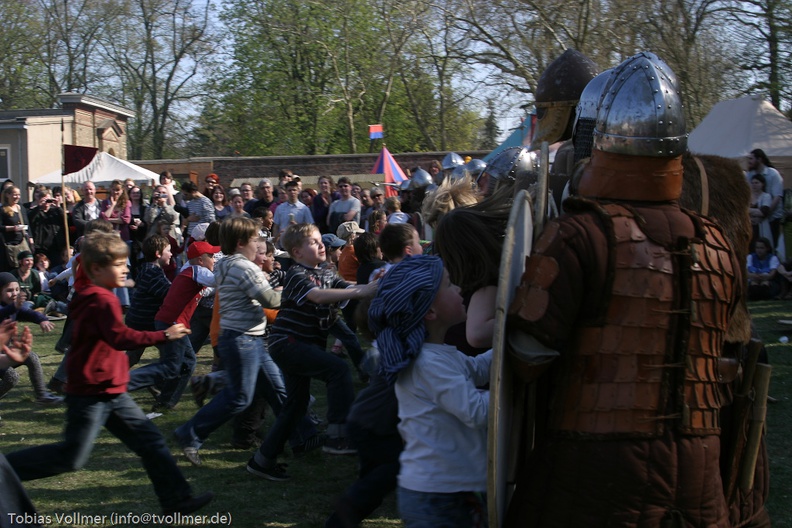 4. Wikingerspektakel Pankow 20100418 155708 0750 - 4_Wikingerspektakel_Pankow_20100418_155708_0750.jpg 4_Wikingerspektakel_Pankow_20100418_155708_0750.jpg