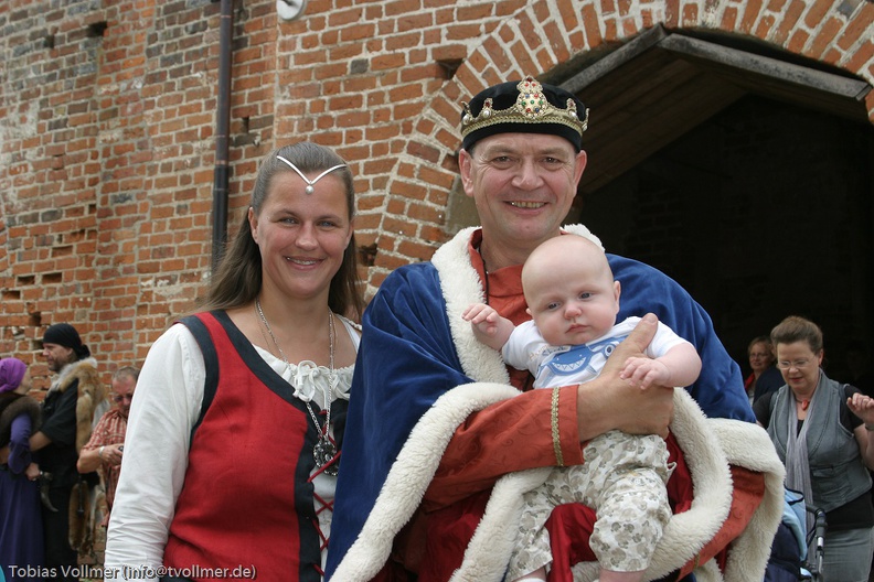 Burgfest Stargard 20100815-114112-8277 - Burgfest_Stargard_20100815-114112-8277.jpg Burgfest_Stargard_20100815-114112-8277.jpg
