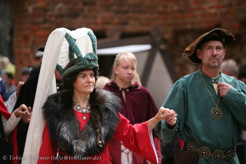 Burgfest Stargard-20120811-11 13 37 1574 - Burgfest_Stargard-20120811-11_13_37_1574.jpg Burgfest_Stargard-20120811-11_13_37_1574.jpg