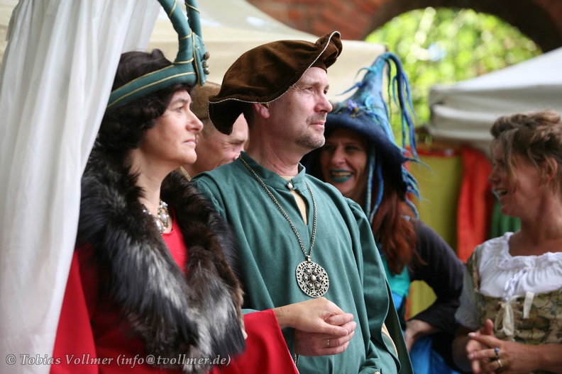 Burgfest Stargard-20120811-11 20 59 1626 - Burgfest_Stargard-20120811-11_20_59_1626.jpg Burgfest_Stargard-20120811-11_20_59_1626.jpg