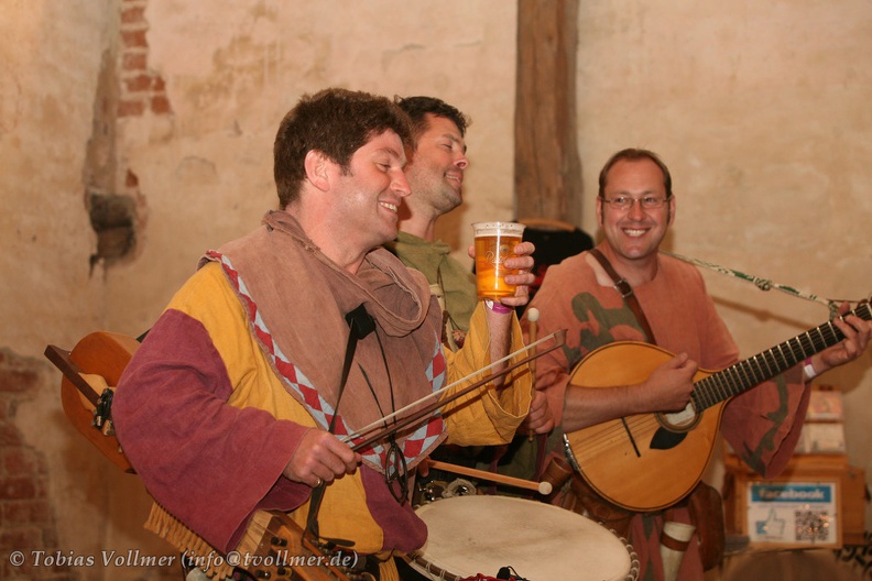 Burgfest Stargard-20120811-20 00 52 2475 - Burgfest_Stargard-20120811-20_00_52_2475.jpg Burgfest_Stargard-20120811-20_00_52_2475.jpg