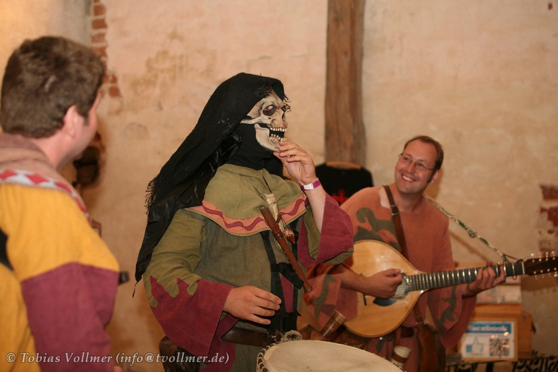 Burgfest Stargard-20120811-20 23 55 2487 - Burgfest_Stargard-20120811-20_23_55_2487.jpg Burgfest_Stargard-20120811-20_23_55_2487.jpg