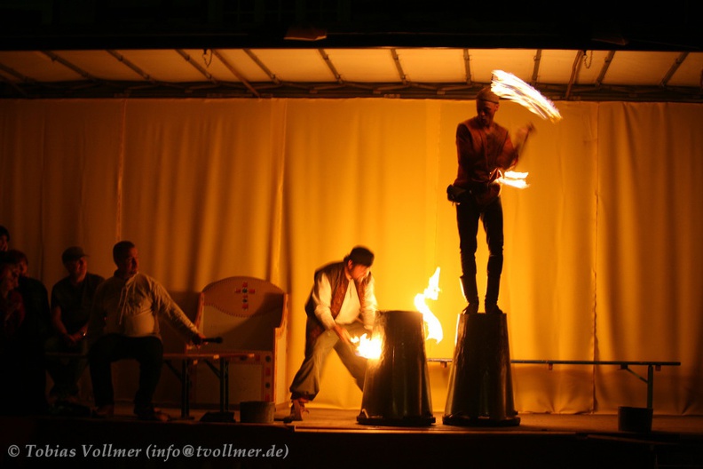 Burgfest Stargard-20120811-22 03 45 2639 - Burgfest_Stargard-20120811-22_03_45_2639.jpg Burgfest_Stargard-20120811-22_03_45_2639.jpg