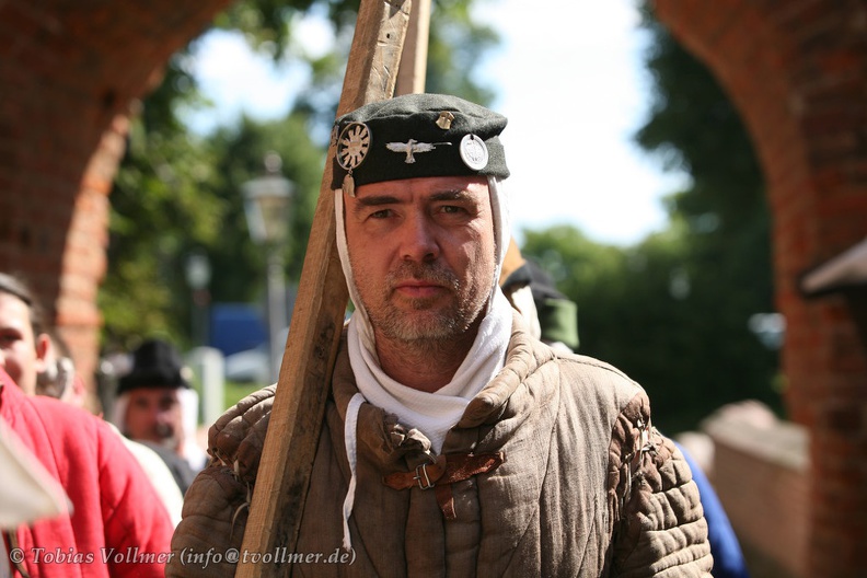 Burgfest Stargard-20120812-11 08 34 2848 - Burgfest_Stargard-20120812-11_08_34_2848.jpg Burgfest_Stargard-20120812-11_08_34_2848.jpg