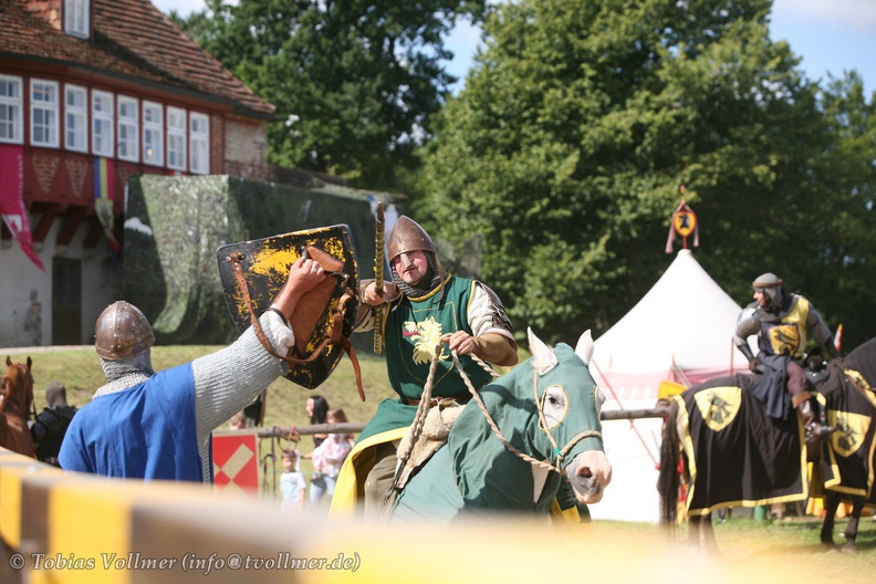 Burgfest Stargard-20120812-11 21 28 2907 - Burgfest_Stargard-20120812-11_21_28_2907.jpg Burgfest_Stargard-20120812-11_21_28_2907.jpg