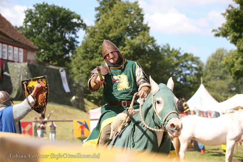 Burgfest Stargard-20120812-11 21 28 2909 - Burgfest_Stargard-20120812-11_21_28_2909.jpg Burgfest_Stargard-20120812-11_21_28_2909.jpg