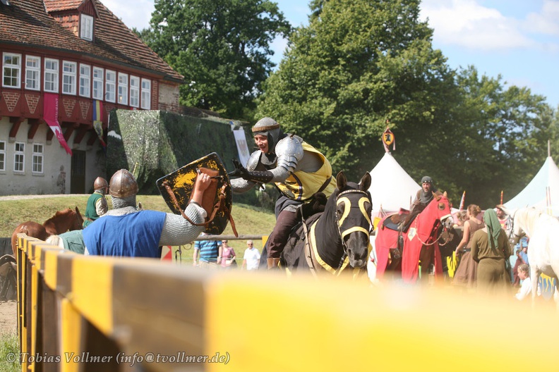 Burgfest Stargard-20120812-11 22 14 2922 - Burgfest_Stargard-20120812-11_22_14_2922.jpg Burgfest_Stargard-20120812-11_22_14_2922.jpg