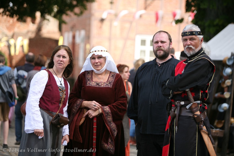 Burgfest Stargard-20120812-14 17 18 3147 - Burgfest_Stargard-20120812-14_17_18_3147.jpg Burgfest_Stargard-20120812-14_17_18_3147.jpg