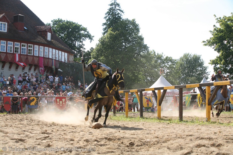 Burgfest Stargard-20120812-16 30 19 3626 - Burgfest_Stargard-20120812-16_30_19_3626.jpg Burgfest_Stargard-20120812-16_30_19_3626.jpg